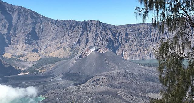 Gunung RInjani Gunung RInjani